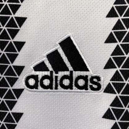 חולצת כדוגל יובנטוס רטרו 1984