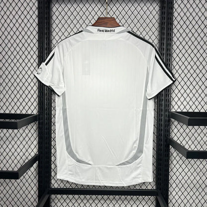 חולצה כדורגל רטרו ריאל מדריד 2006